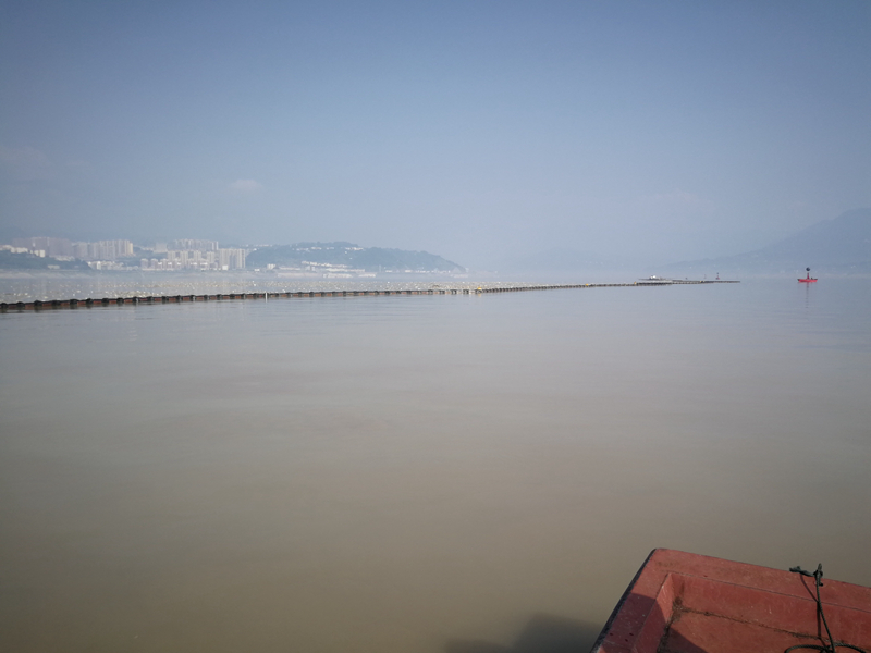 長江三峽圍油欄安裝現場